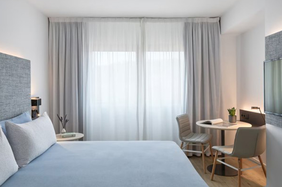 �o���Z���i�F�C���T�C�h �o���Z���i �A�|���q�����i�C���[�W�j