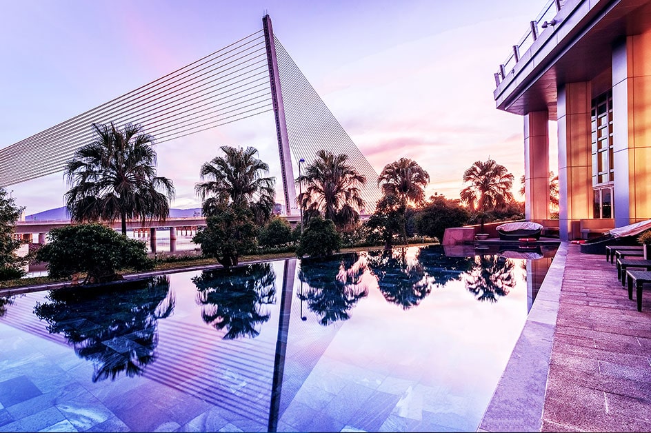 �O�����h�����L���[���_�i���z�e���i�X�[�y���A���[���j