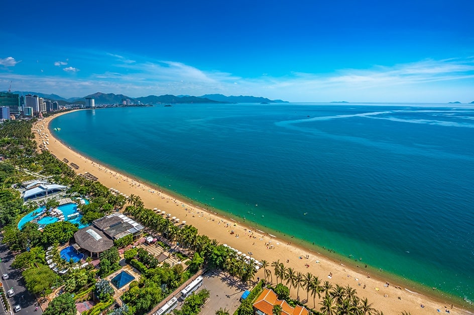 �A�~�A�i ���]�[�g �J�������i�f���b�N�X�I�[�V�����r���[�j