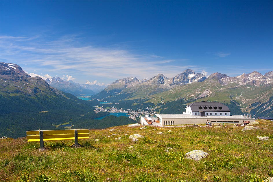 �u���}���e�B�b�N�z�e�� ���I�^�X�E�����C���v�z�e���O�ςƓW�]�䂩��̒��߁i�C���[�W�j