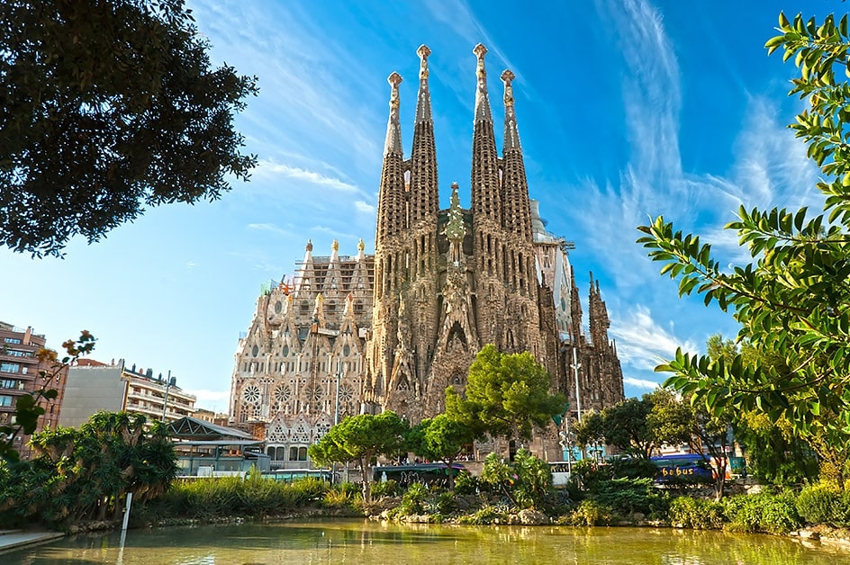 イタリア旅行・ツアー｜○添乗員同行○イタリア周遊＆バルセロナ10日間