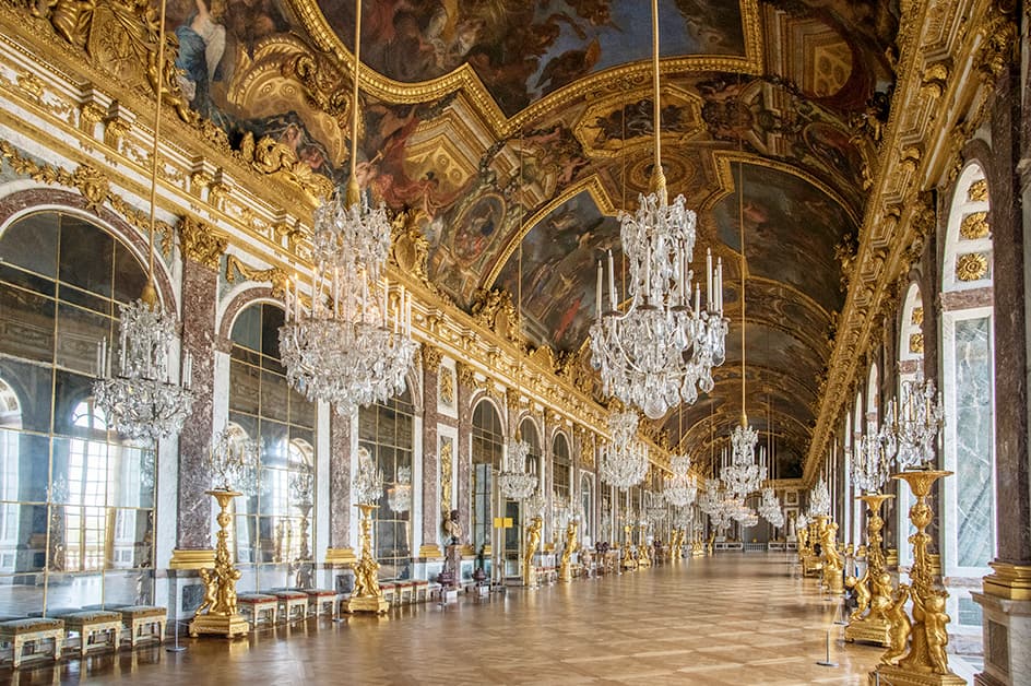 絢爛豪華なヴェルサイユ宮殿
