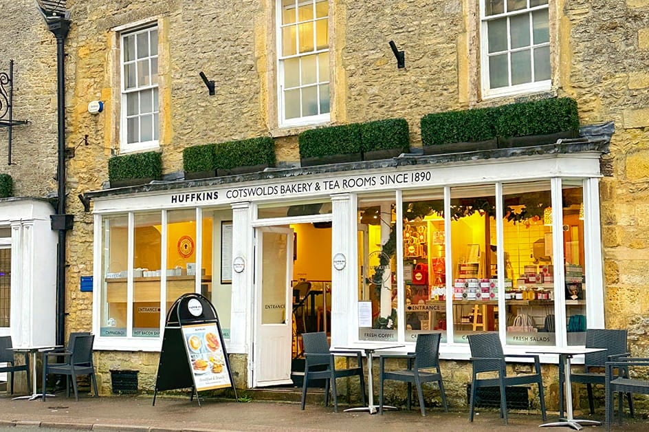 �uHUFFKINS�v�O�ρi�C���[�W�j