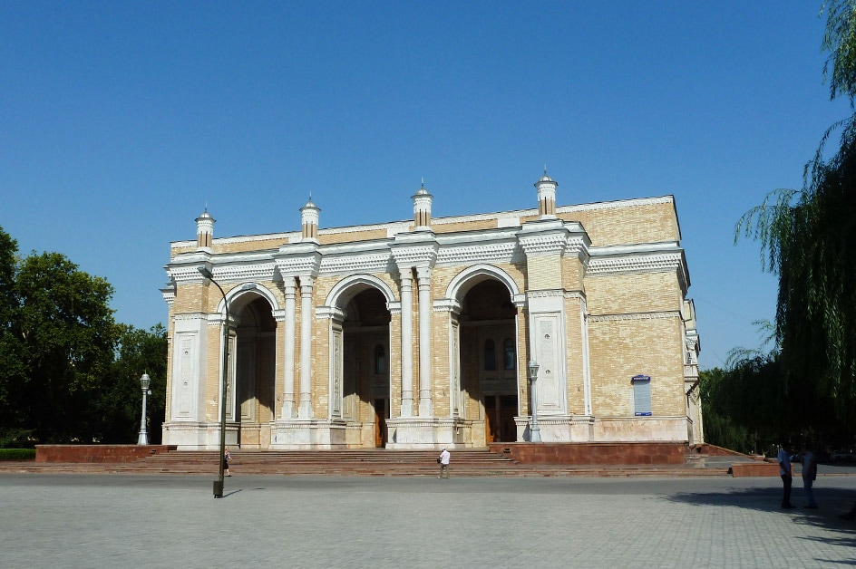 ナヴォイ劇場（タシケント）