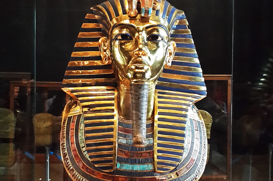 ツタンカーメン王の黄金のマスク（イメージ）
