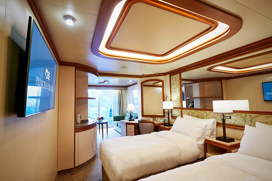 �W���j�A�E�X�C�[�g�i���j