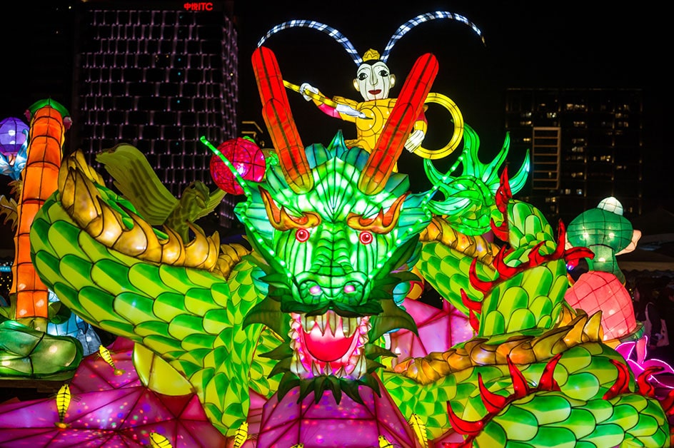 2025NJẪ^tFXeBoiC[Wj